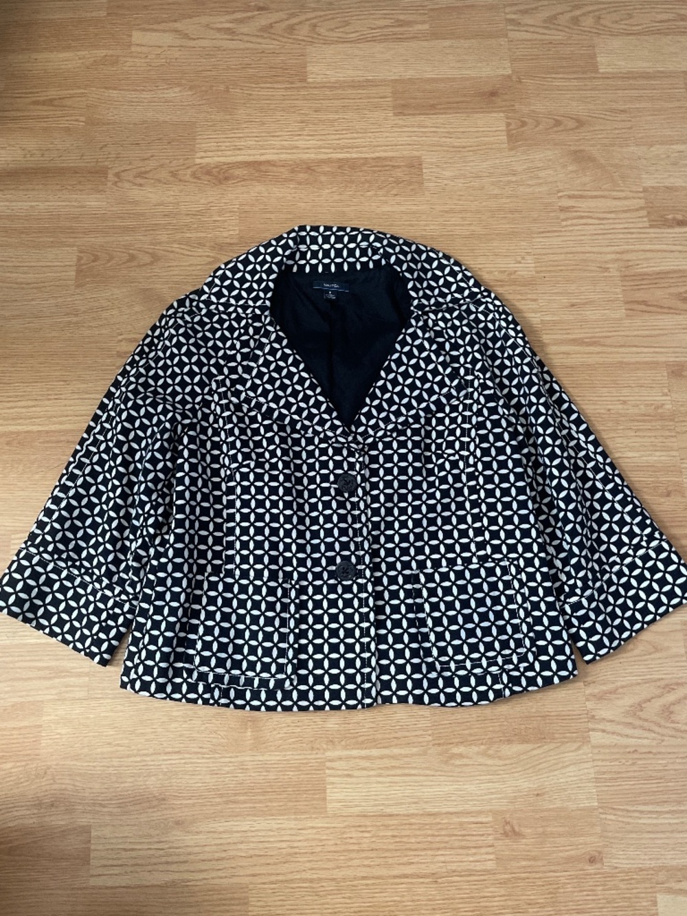 Nautica Women’s Black & White Cotton Cropped 2 Button Blazer Size 8